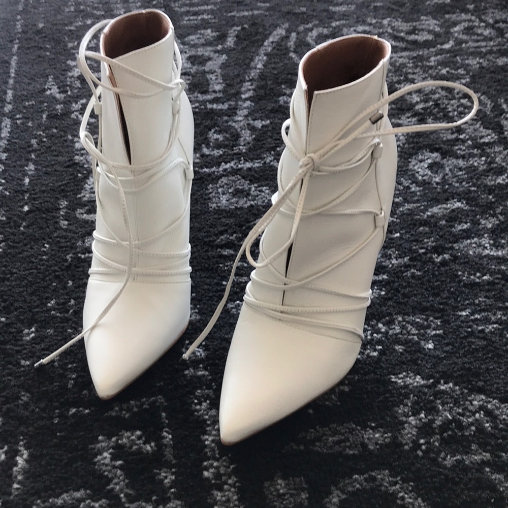 Steve Madden Anika Pointed Toe Bootie